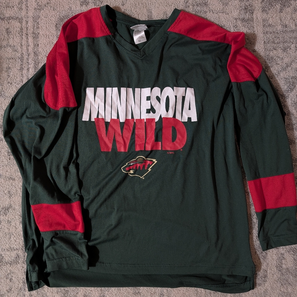 NHL Green Apparel with Logo